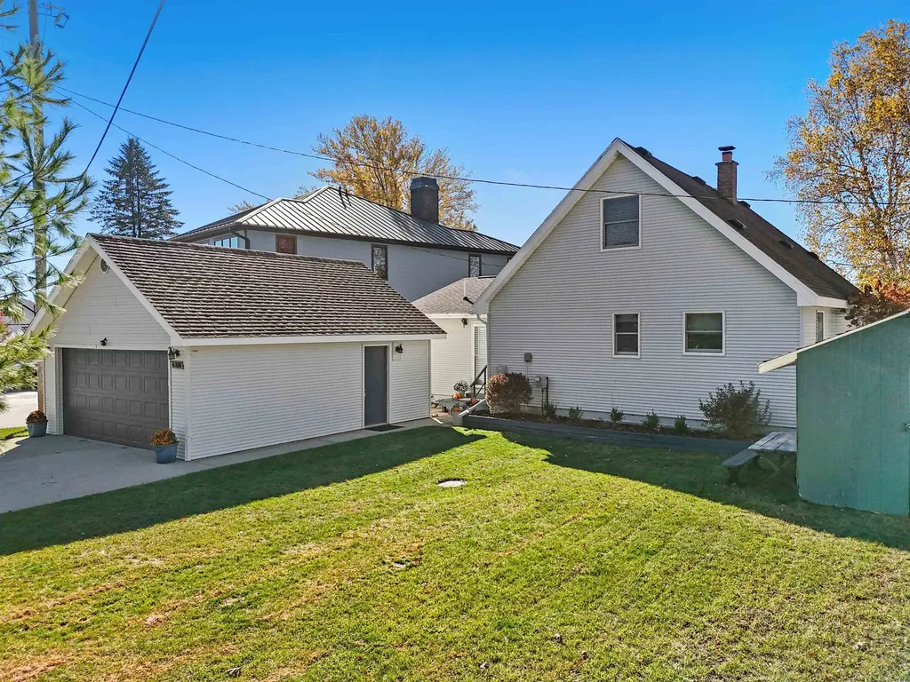 6789 W Redman Drive Lake Township MI 49651