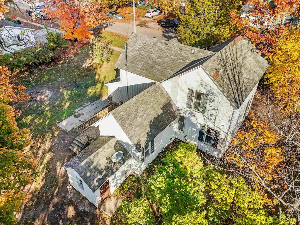 226 S Gladwin Street Lake City City MI 49651