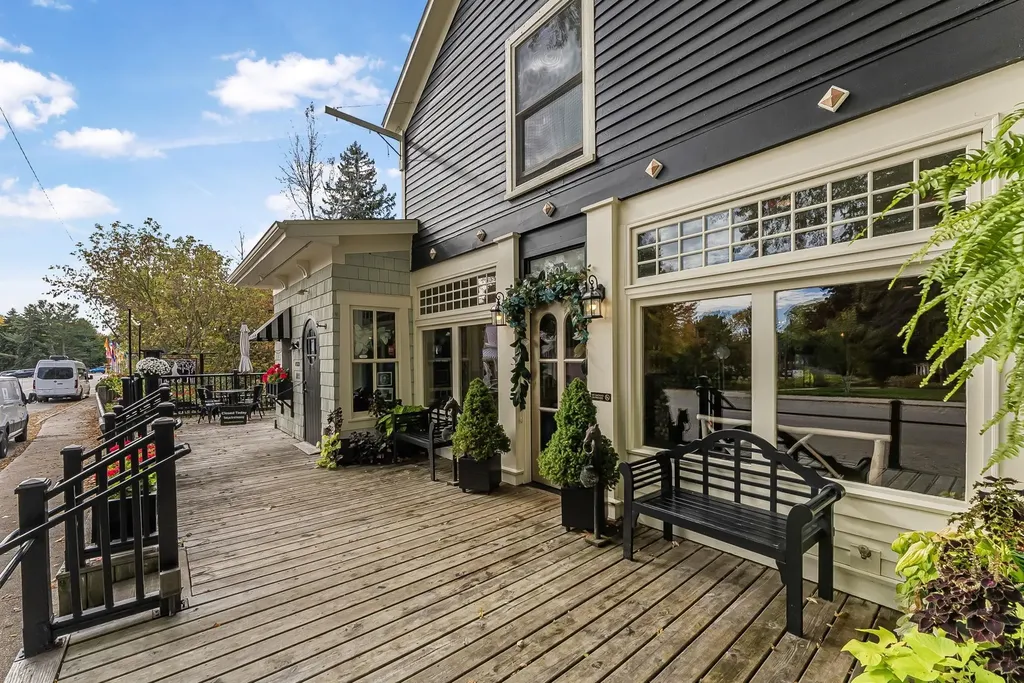 201 N Mill Street Leelanau Township MI 49670