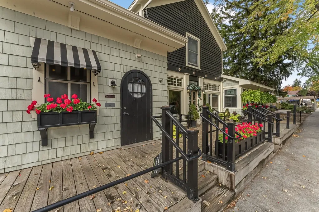 201 N Mill Street Leelanau Township MI 49670