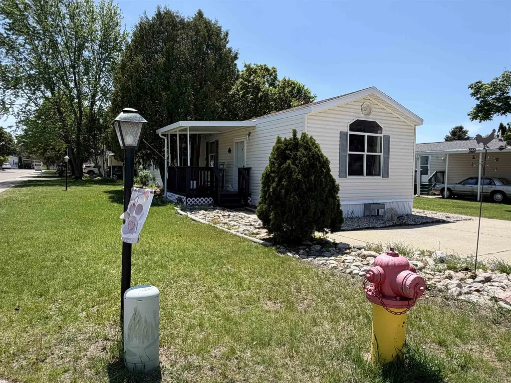 403 Farm Lane Cadillac City MI 49601