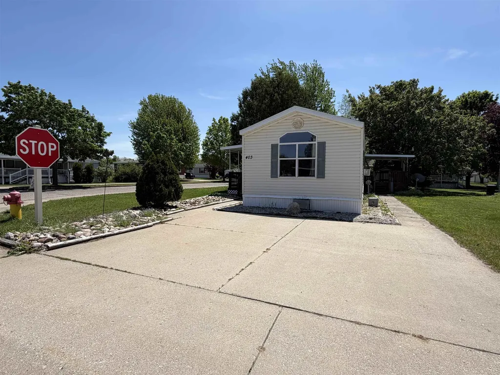 403 Farm Lane Cadillac City MI 49601