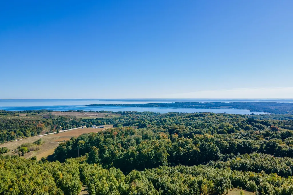 Parcel B E Duck Lake Road Suttons Bay Township MI 49682