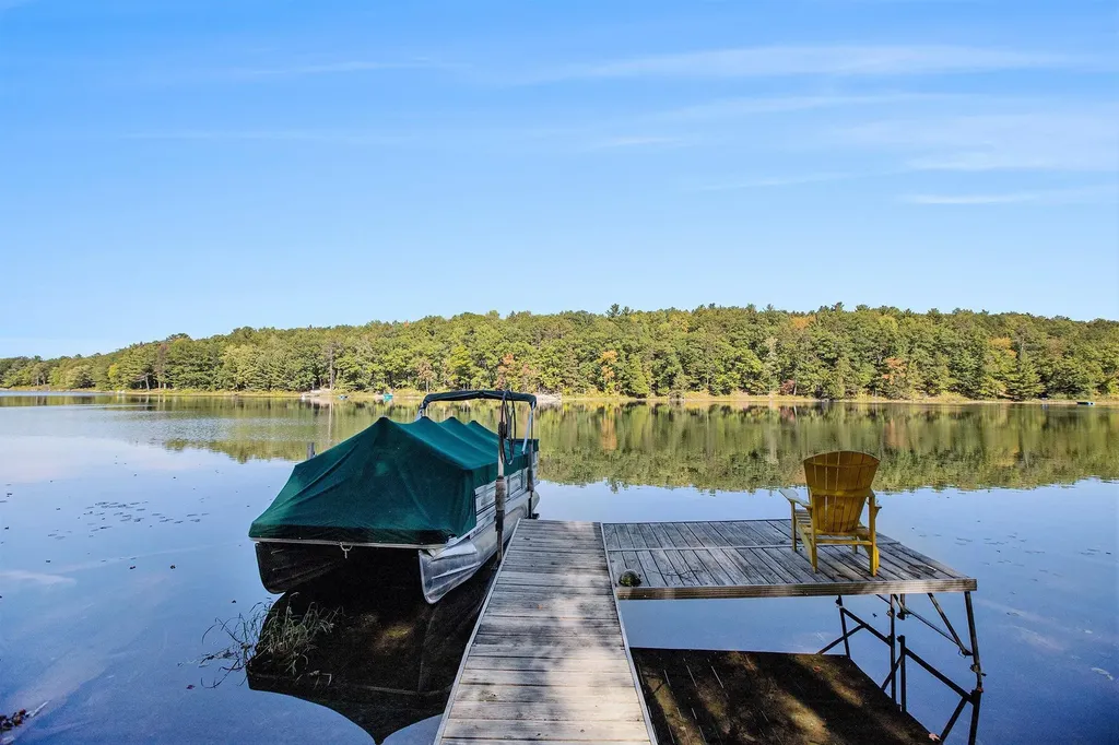 16602 Acorn Ridge Trail Inland Township MI 49617
