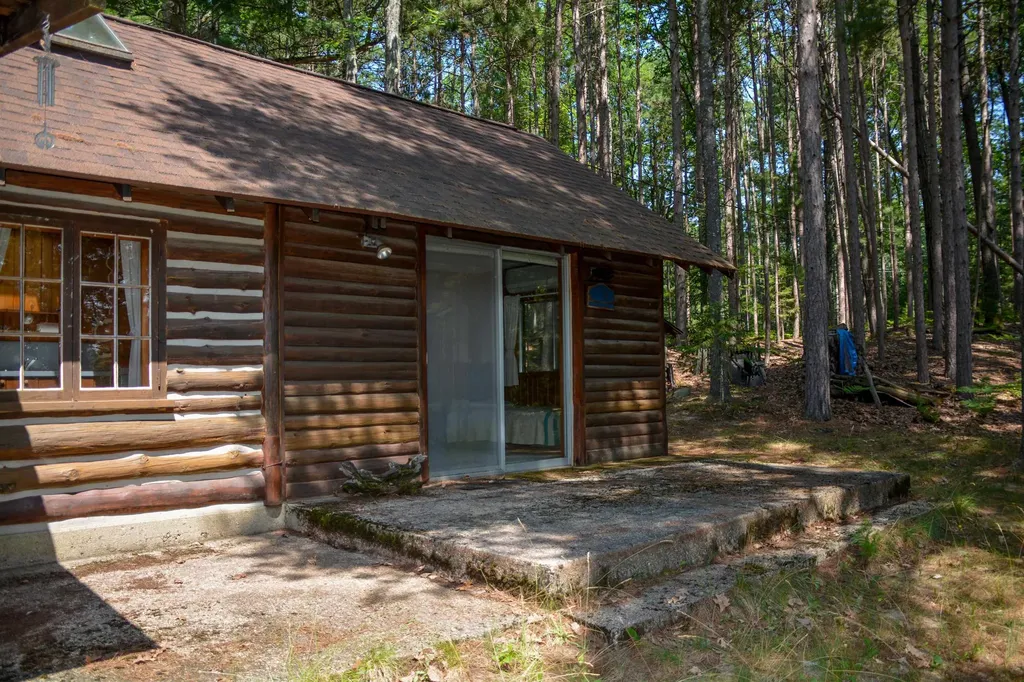 00, 6483 W Plum Valley Road NW Clearwater Township MI 49676