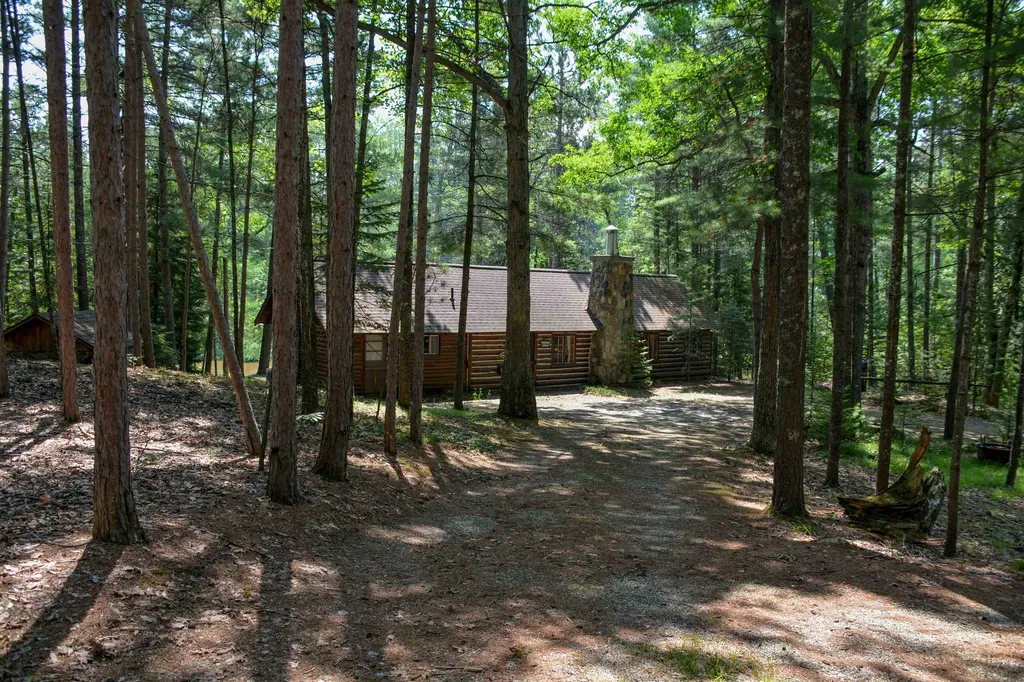 00, 6483 W Plum Valley Road NW Clearwater Township MI 49676
