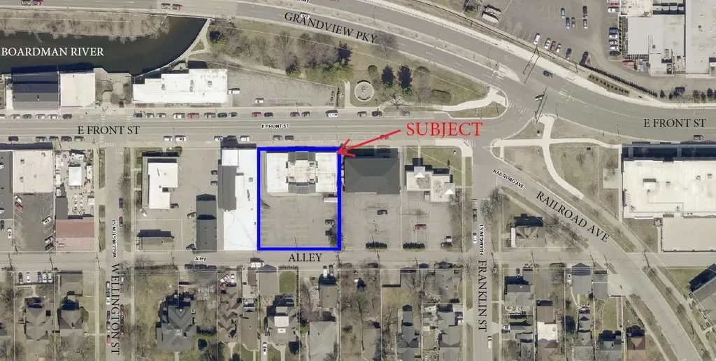 522 E Front Traverse City City MI 49686