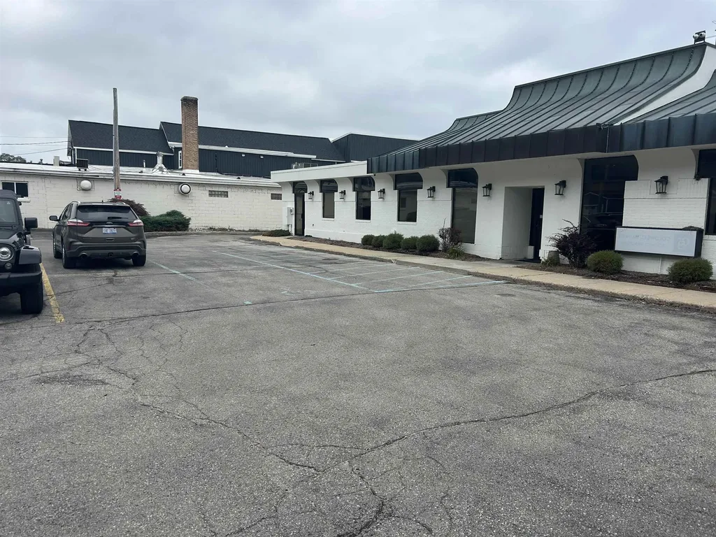 522 E Front Traverse City City MI 49686