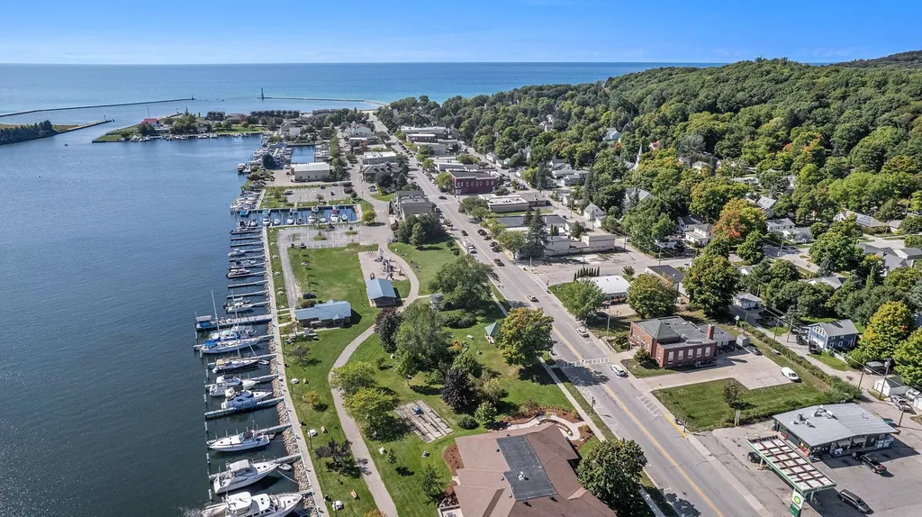 Unit 38a Lake Street Frankfort City MI 49635