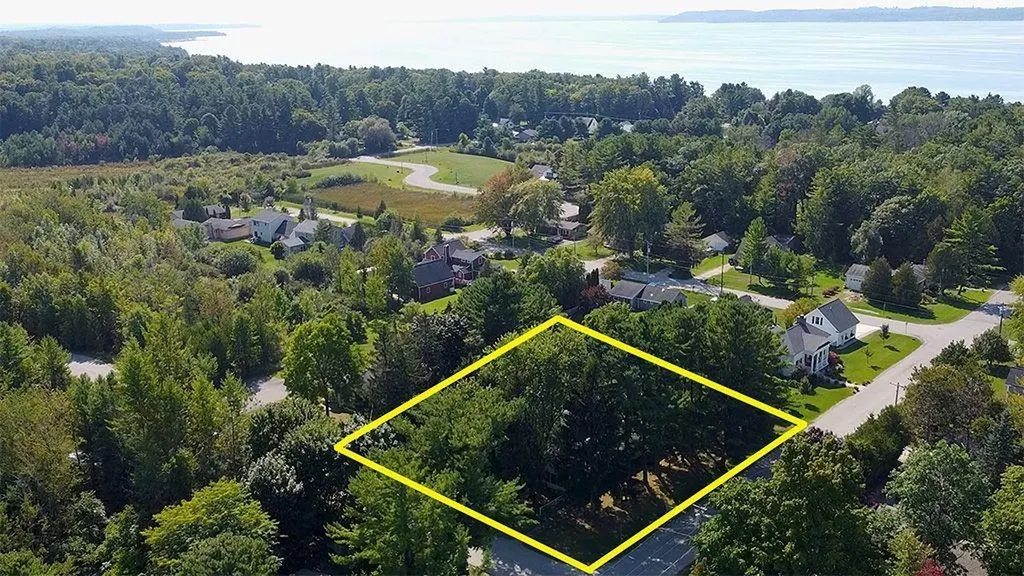 503 W Second Street Elk Rapids Township MI 49629