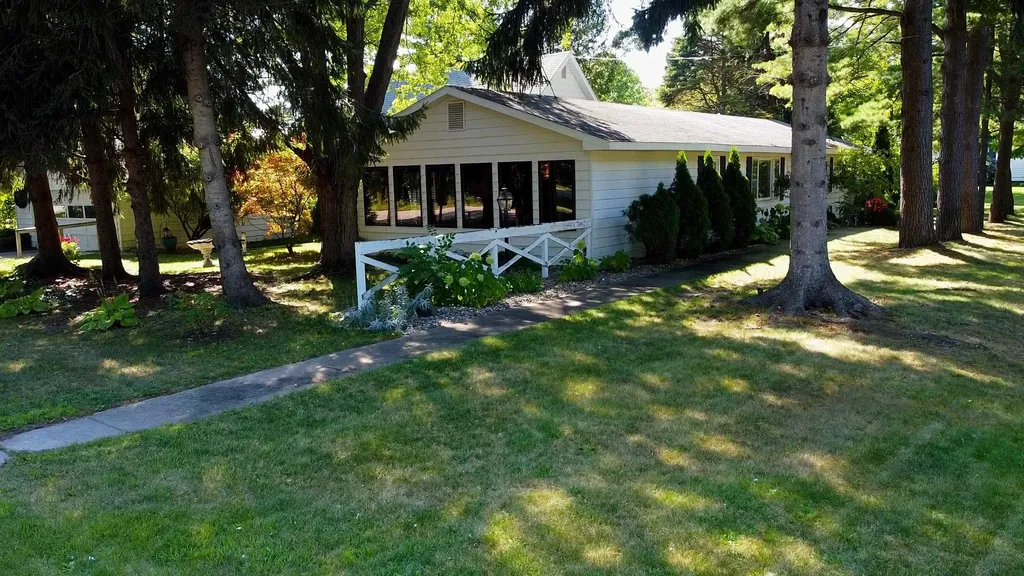 503 W Second Street Elk Rapids Township MI 49629