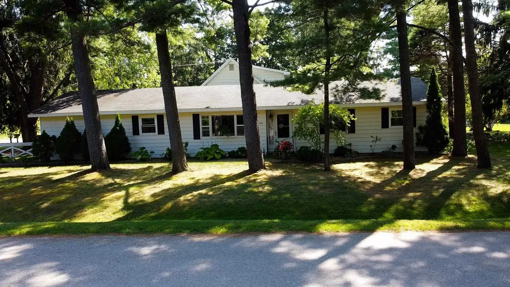 503 W Second Street Elk Rapids Township MI 49629
