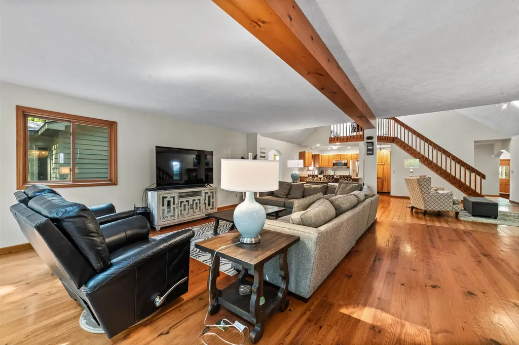 6993 NW Aarwood Road Clearwater Township MI 49676