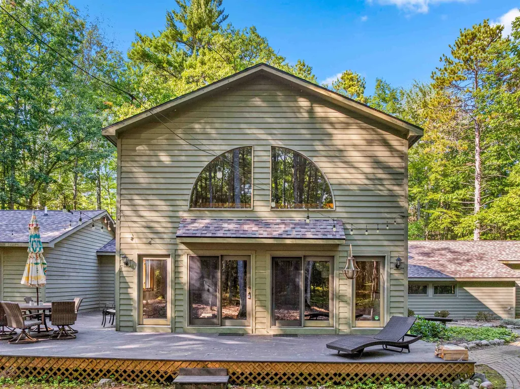 6993 NW Aarwood Road Clearwater Township MI 49676