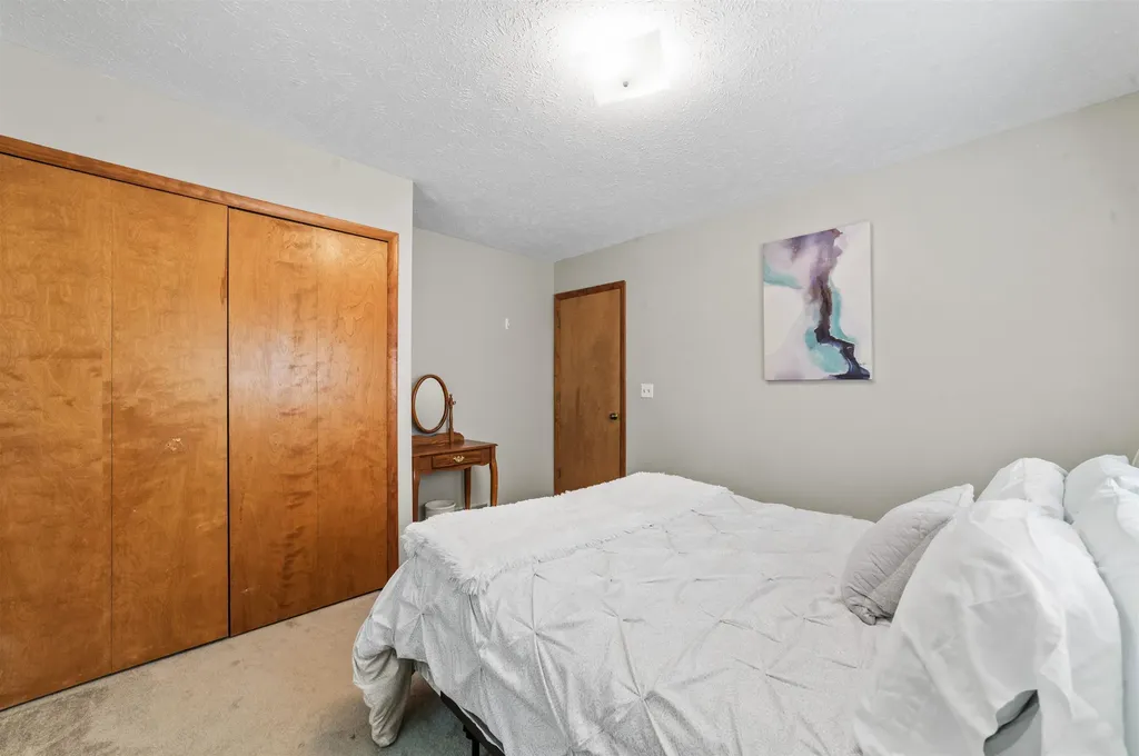 6993 NW Aarwood Road Clearwater Township MI 49676