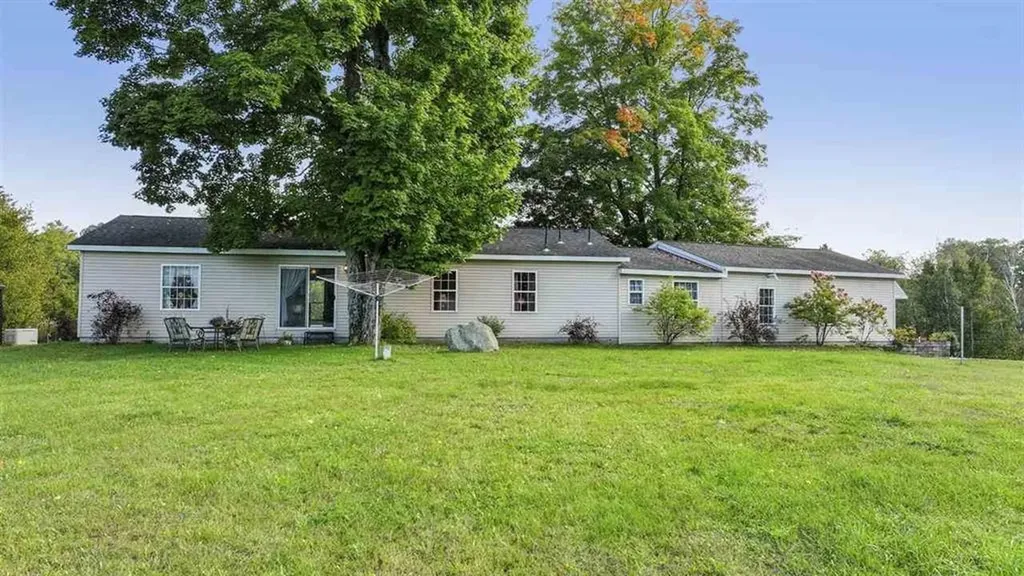 2147 Wildwood Trail Jordan Township MI 49727