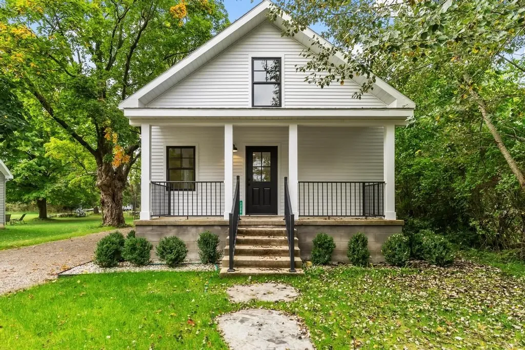 1205 State Street Charlevoix Township MI 49720