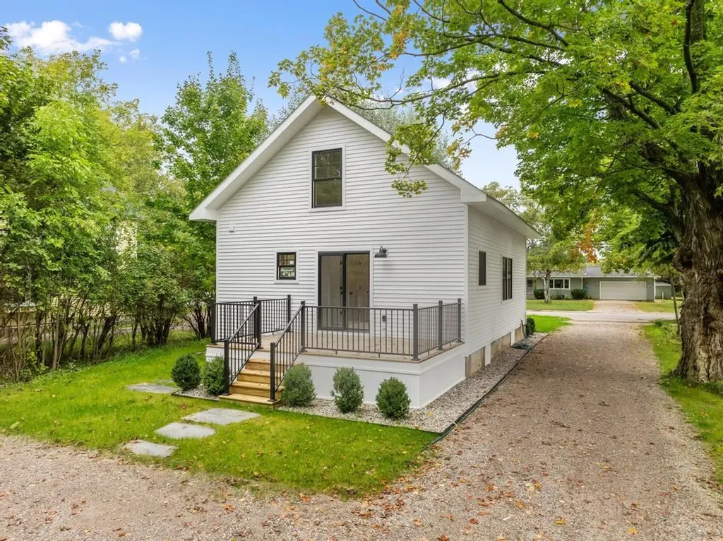 1205 State Street Charlevoix Township MI 49720