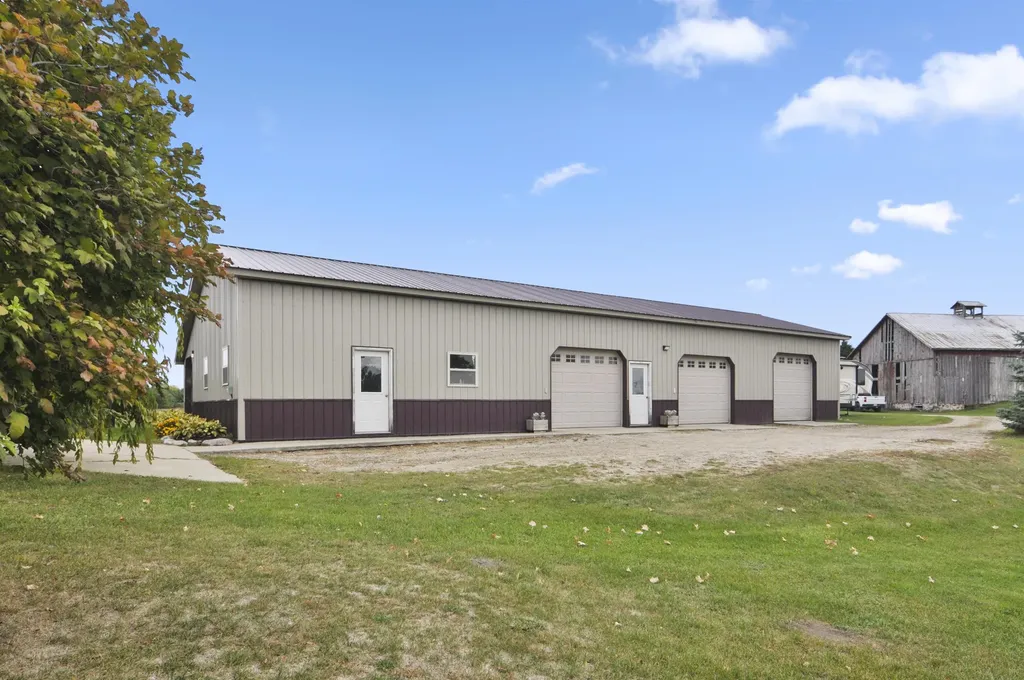 3626 90th Avenue Evart Township MI 49631