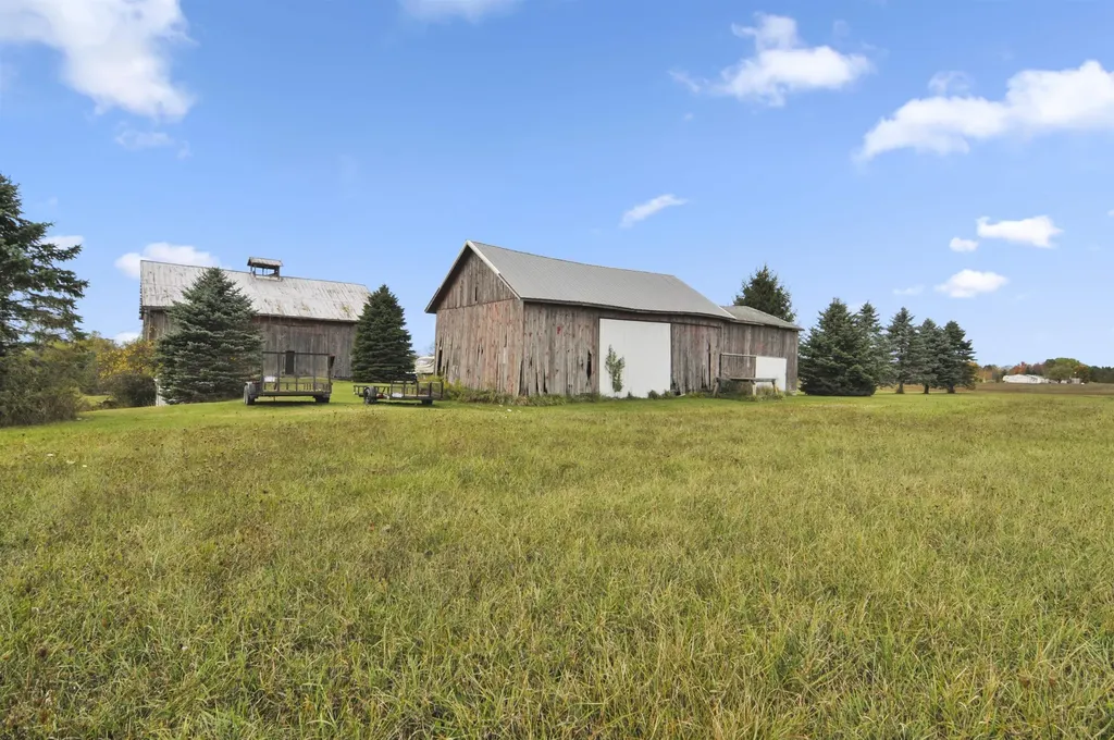 3626 90th Avenue Evart Township MI 49631