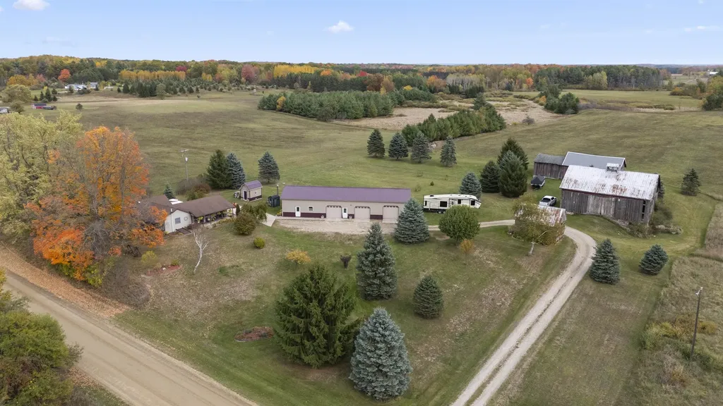 3626 90th Avenue Evart Township MI 49631
