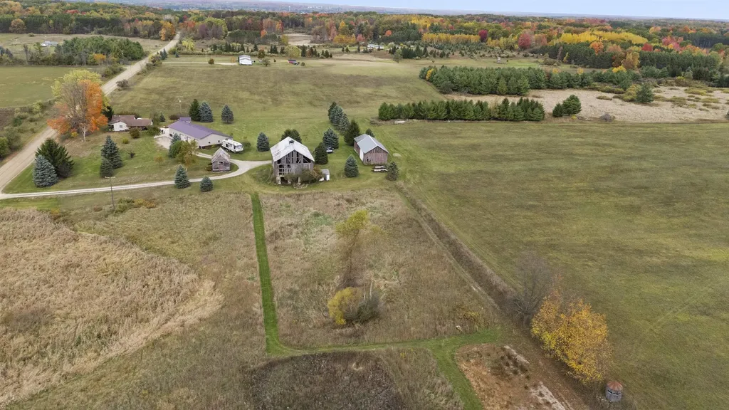 3626 90th Avenue Evart Township MI 49631