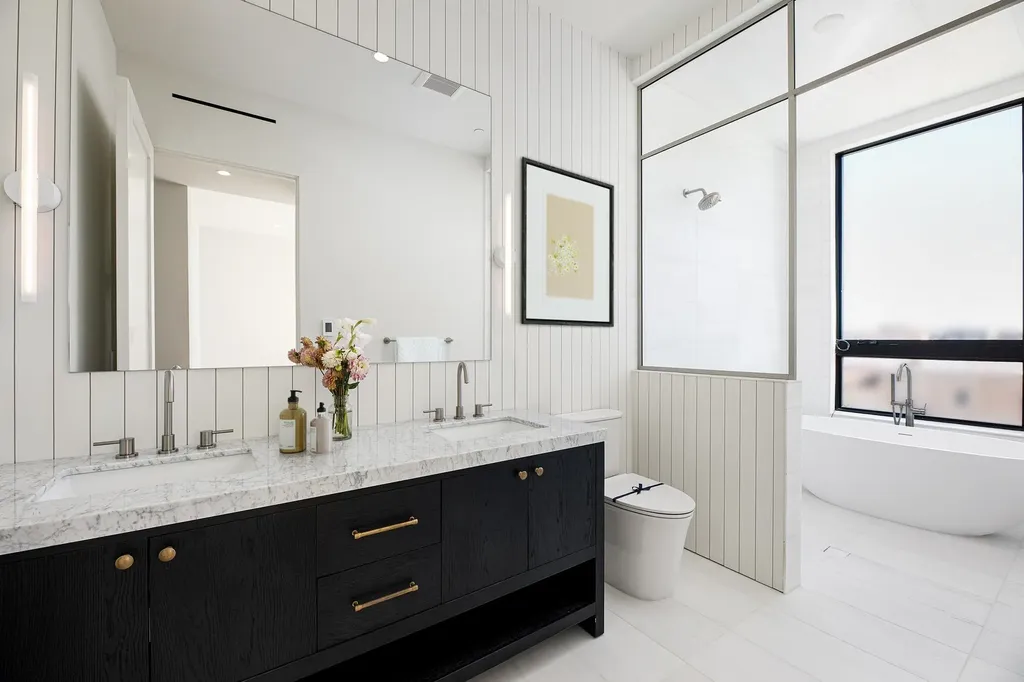 111 E State Traverse City City MI 49684