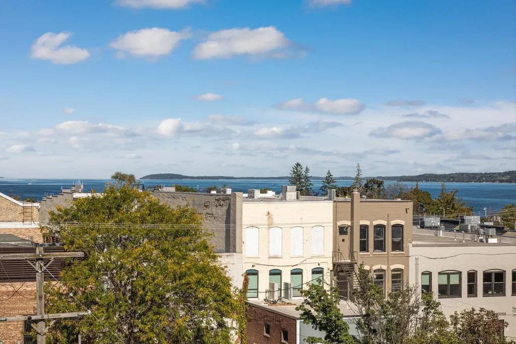 111 E State Traverse City City MI 49684