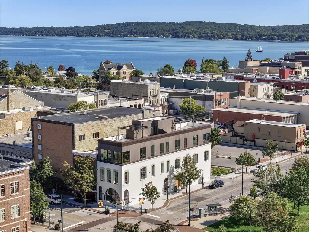 111 E State Traverse City City MI 49684