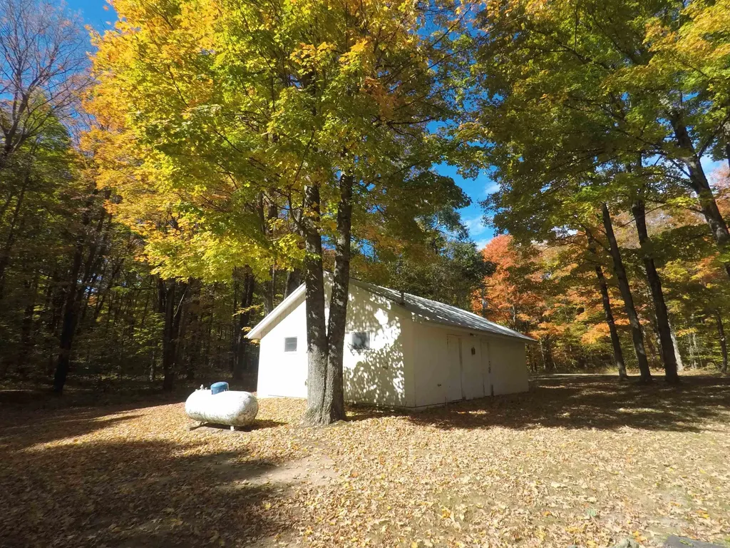 7841 W 28 Road Slagle Township MI 49638