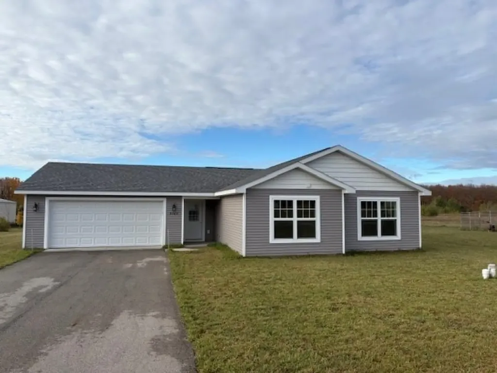 9068 Kingsfield Drive Mayfield Township MI 49649