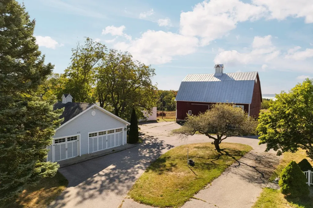 1378 Gray Road Peninsula Township MI 49686