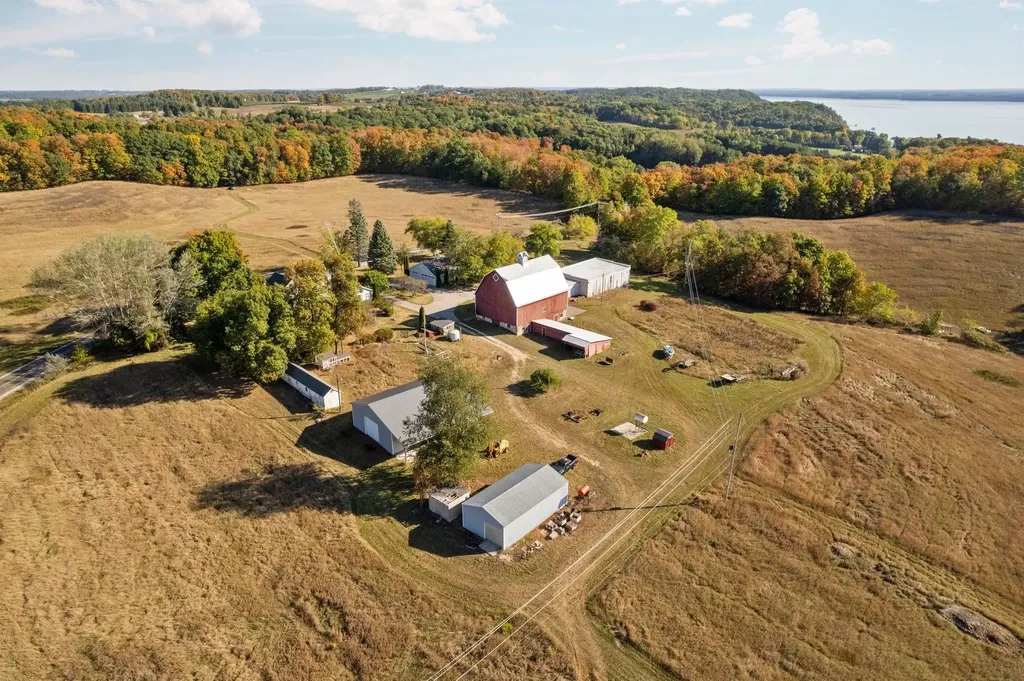 1378 Gray Road Peninsula Township MI 49686