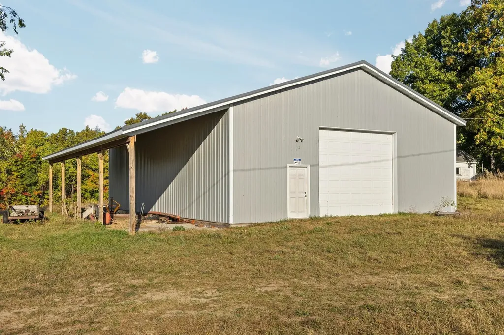 1378 Gray Road Peninsula Township MI 49686