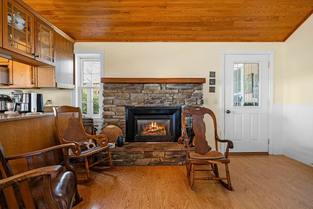 1378 Gray Road Peninsula Township MI 49686