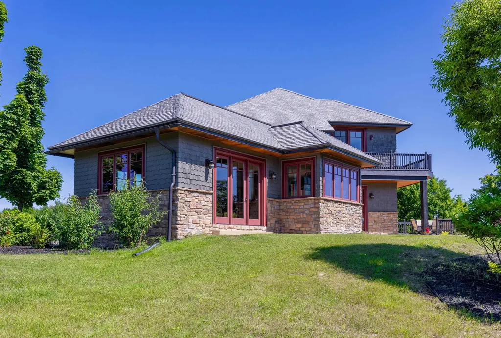 3888 Swaney Road Peninsula Township MI 49686