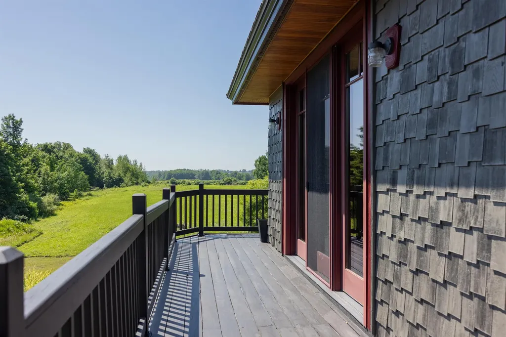 3888 Swaney Road Peninsula Township MI 49686