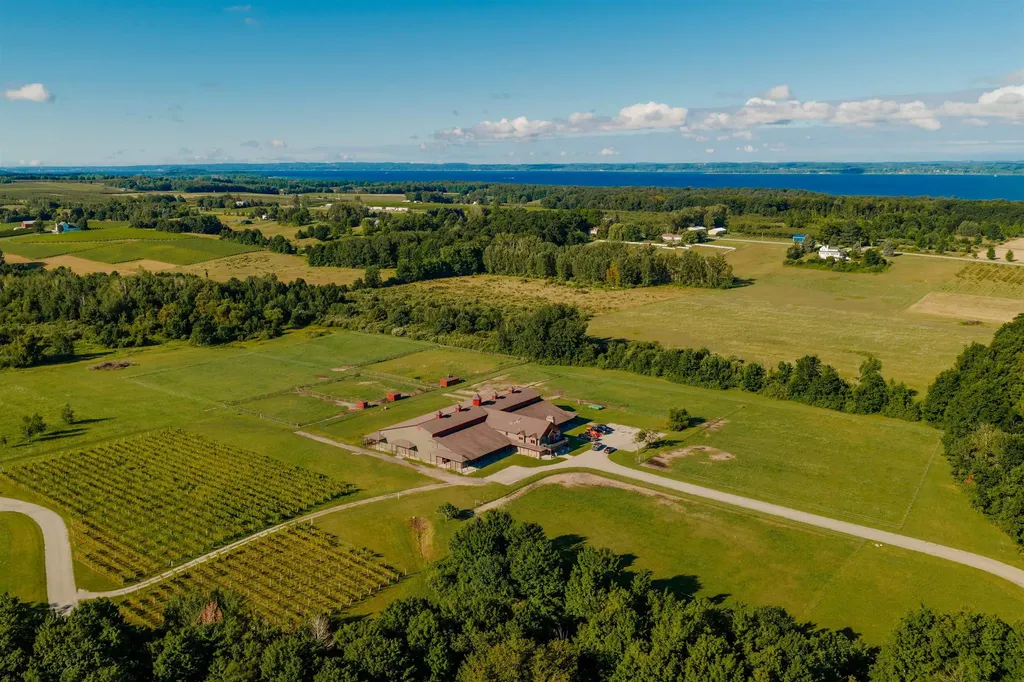 3888 Swaney Road Peninsula Township MI 49686