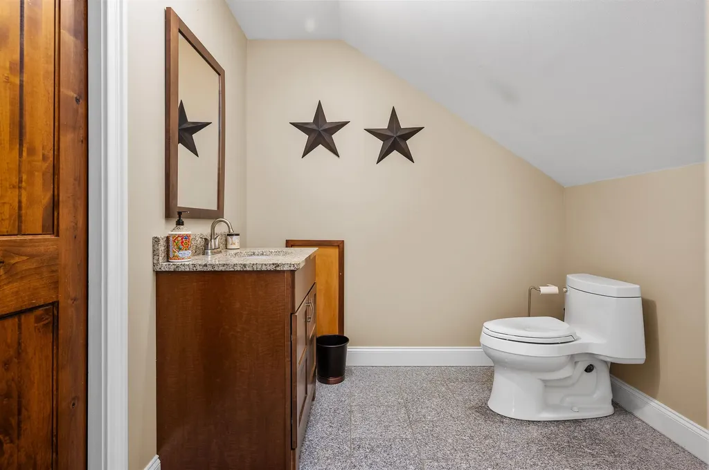 3888 Swaney Road Peninsula Township MI 49686