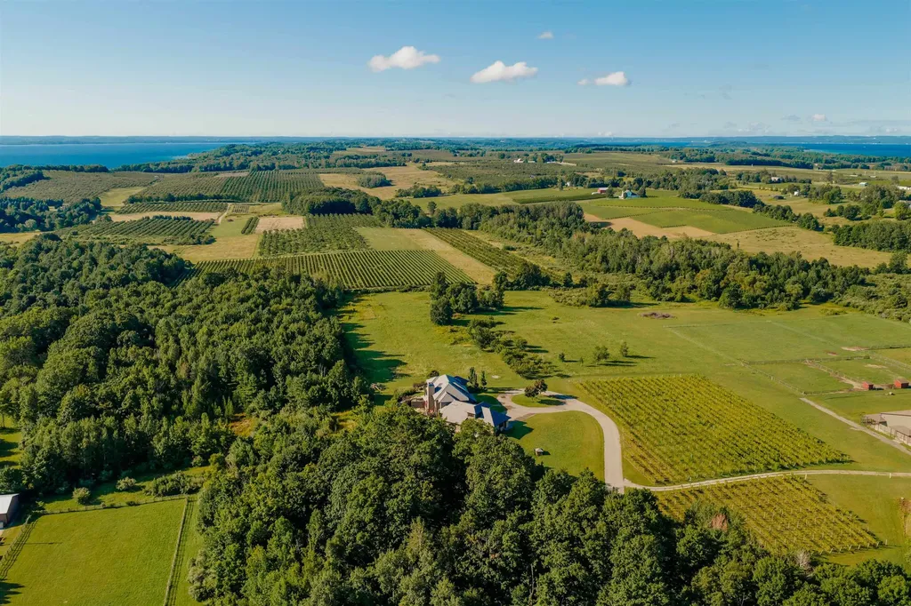 3888 Swaney Road Peninsula Township MI 49686