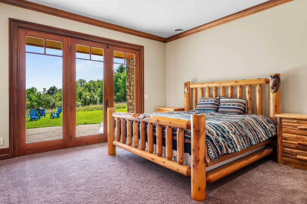 3888 Swaney Road Peninsula Township MI 49686