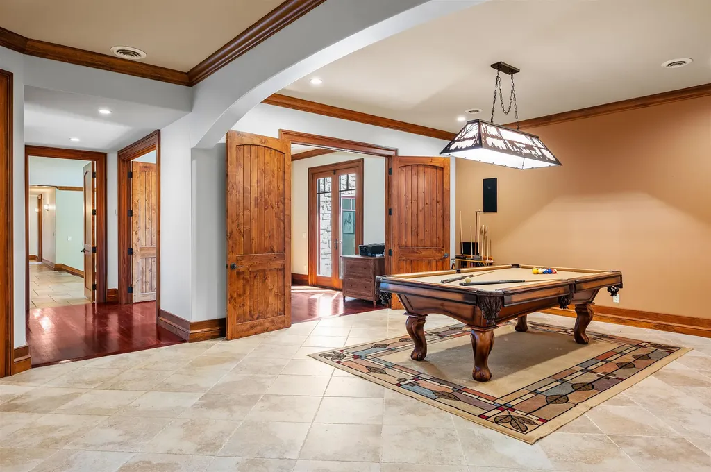 3888 Swaney Road Peninsula Township MI 49686
