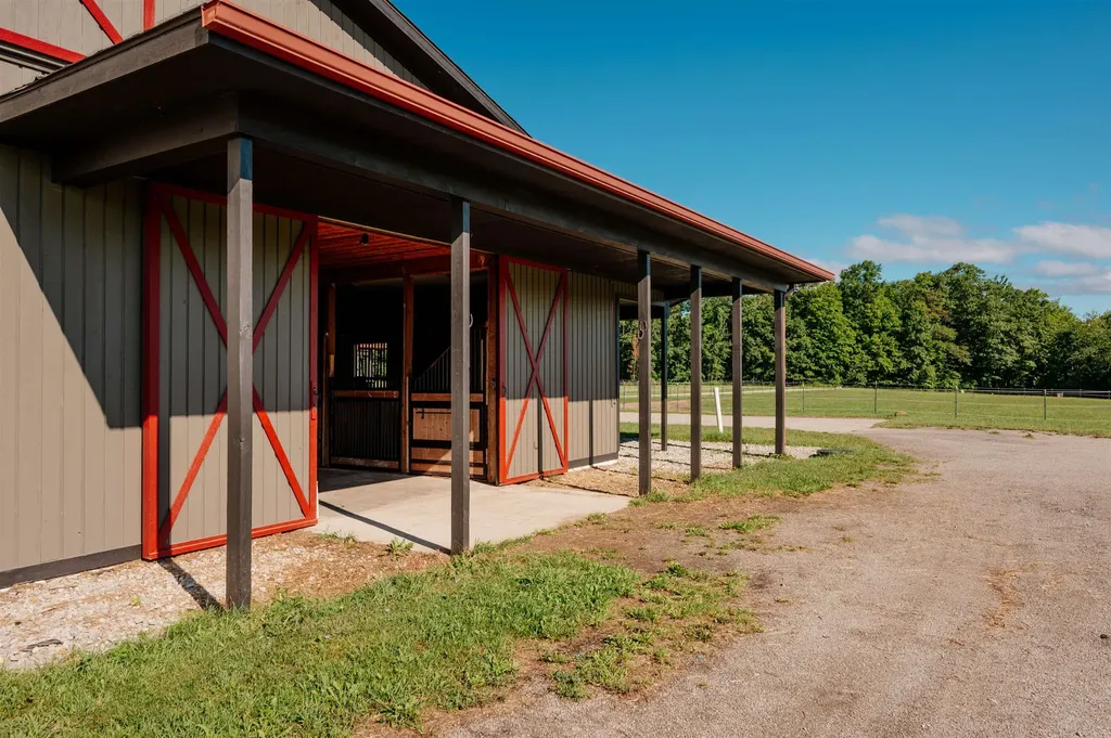 3888 Swaney Road Peninsula Township MI 49686