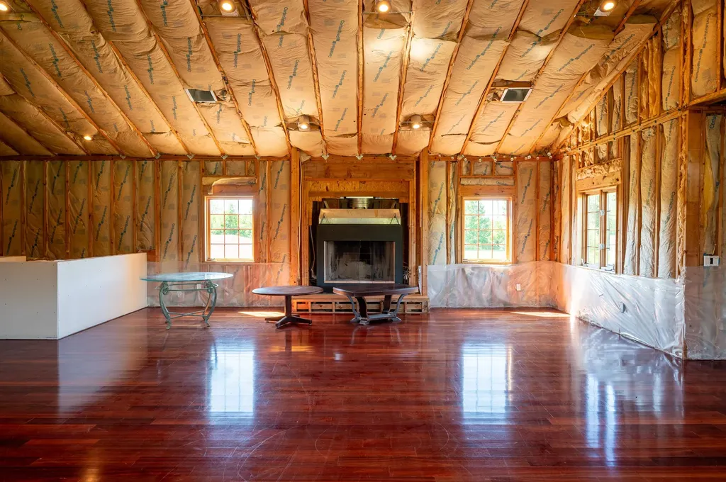 3888 Swaney Road Peninsula Township MI 49686