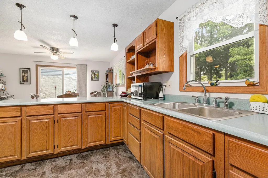 519 Lake Street Crystal Lake Township MI 49635