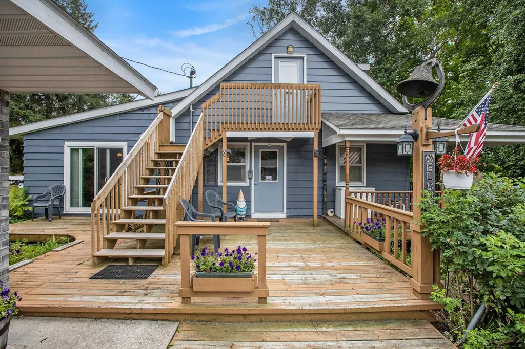 519 Lake Street Crystal Lake Township MI 49635