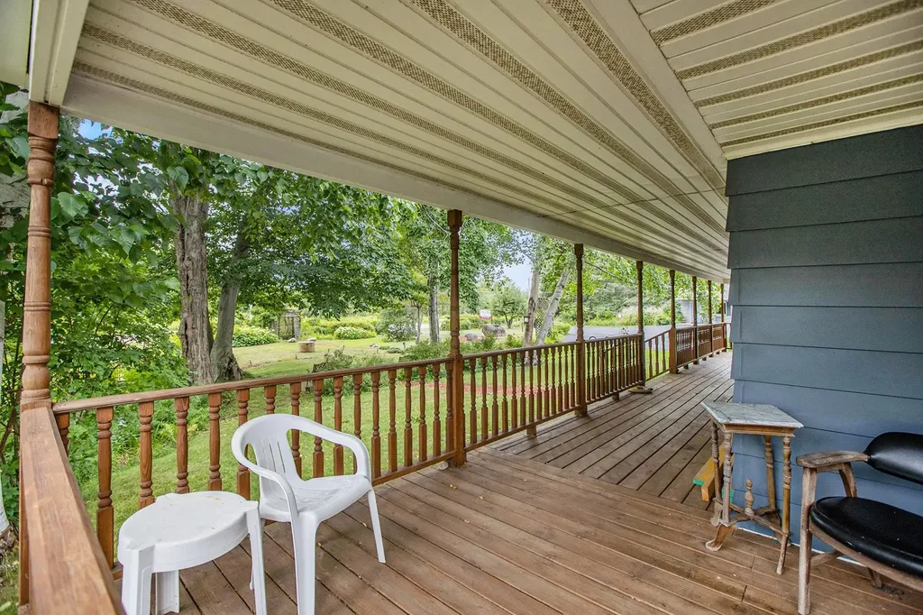 519 Lake Street Crystal Lake Township MI 49635