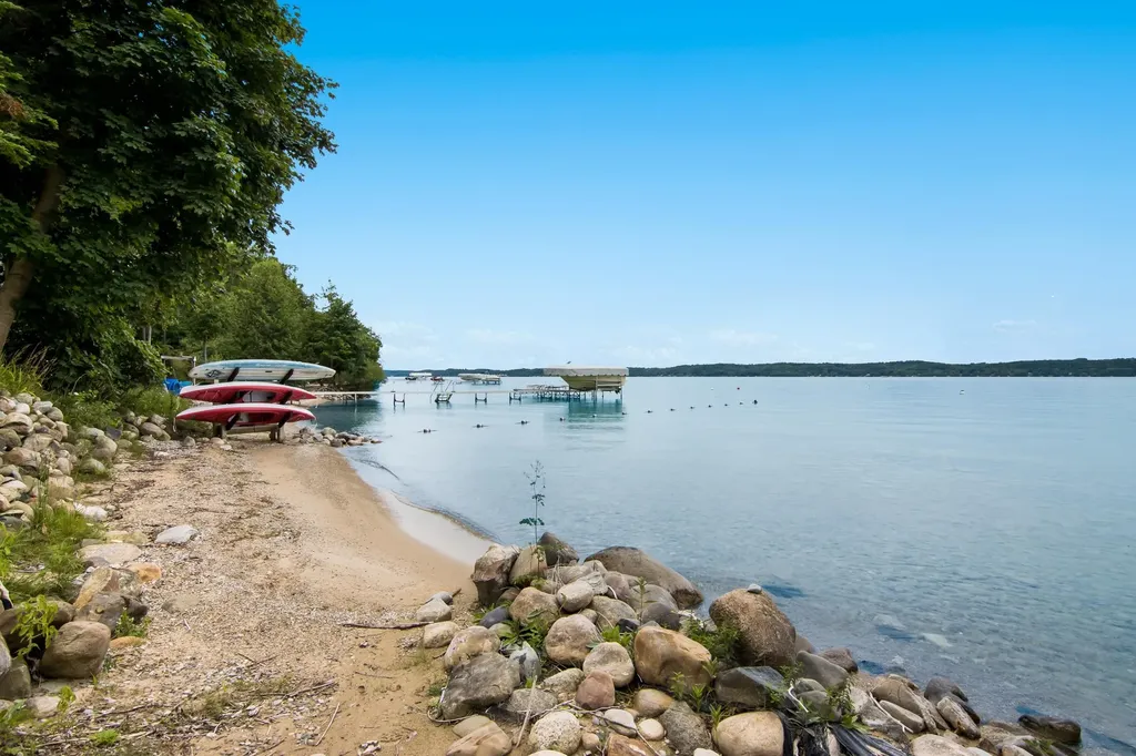 5658 S East Torch Lake Drive Forest Home Township MI 49615