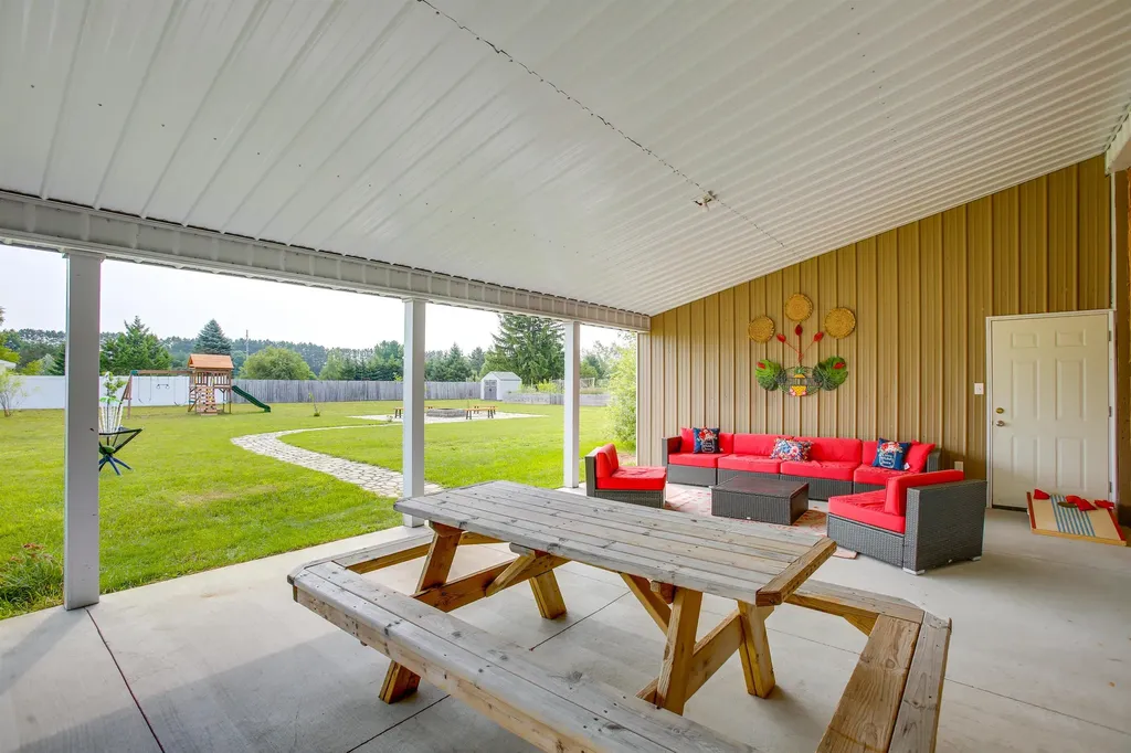 6576 E 34 Road Haring Charter Township MI 49601