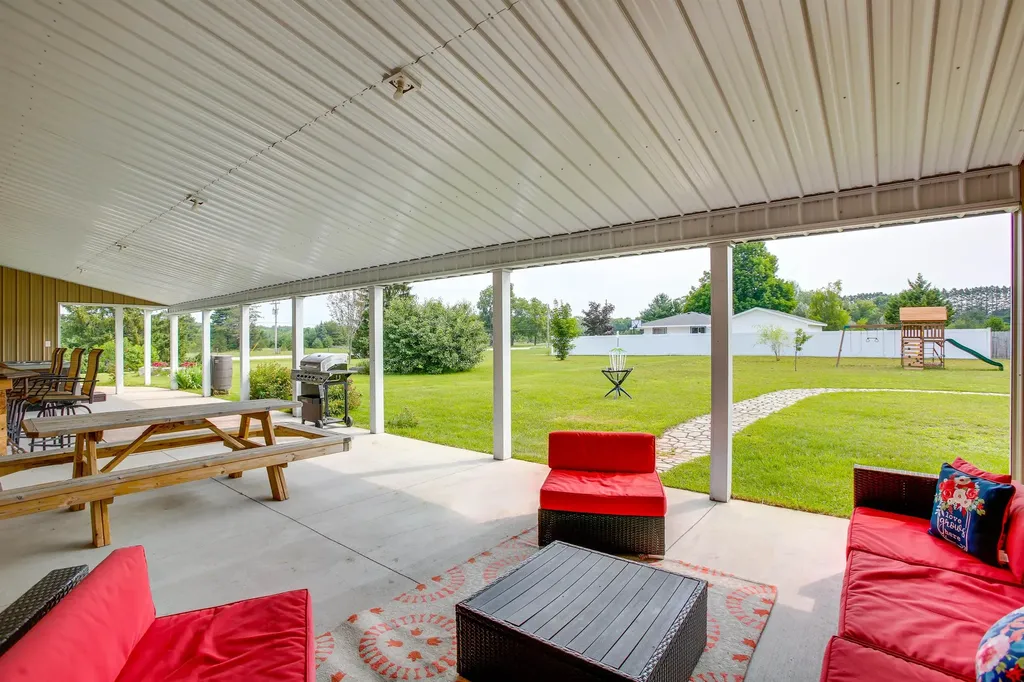 6576 E 34 Road Haring Charter Township MI 49601